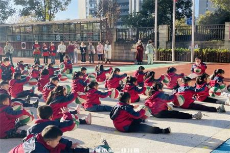 普及普惠共助力 踔厉奋发谱新篇——宣城市第二幼儿园普及普惠迎检结对帮扶跟岗学习活动