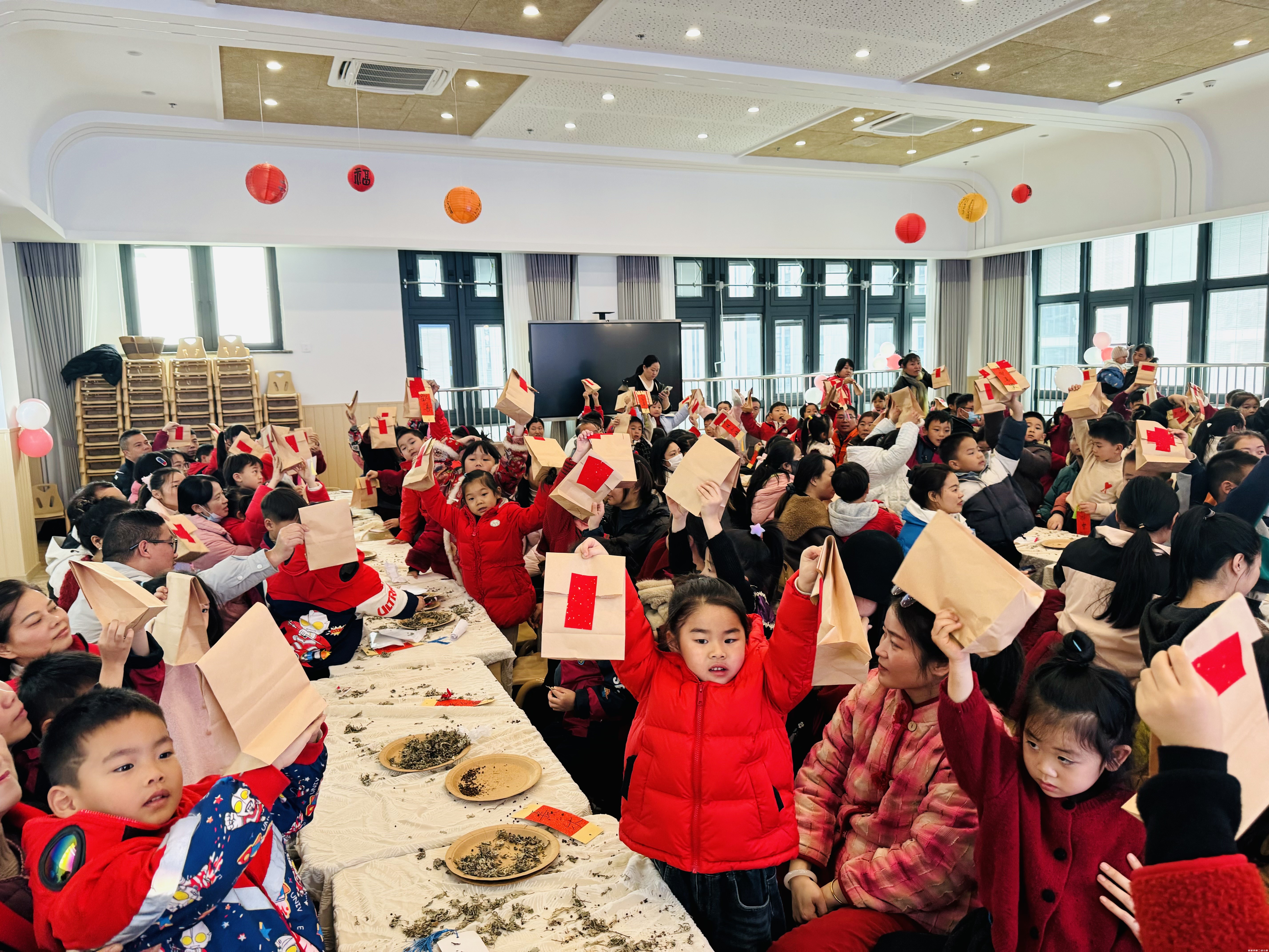 【童教育•幼儿在线】大雪知冬意，童心赴雪约——宣城市第二幼儿园大雪节气亲子活动温情启幕