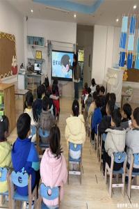 【童教育·幼儿在线】爱耳护耳 听见美好童年——宣城市第二幼儿园开展“爱耳日”健康教育活动