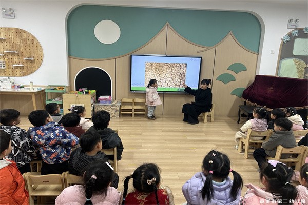 【童教育·幼儿在线】水润童心  节水童行 ——宣城市第二幼儿园开展“世界水日”活动