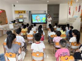 【童教育·卫生保健】弘扬法治新风 共建健康校园——我园开展爱国卫生法制宣传周活动